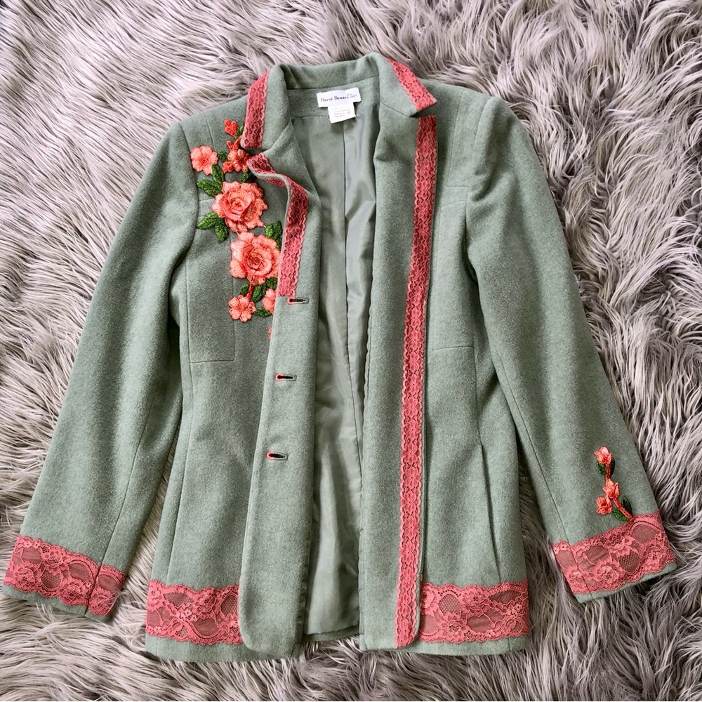 Upcycled Vintage Mint Green Wool Blend Coat with Coral Blooms and Lace, Size 10 - Picture 5 of 8